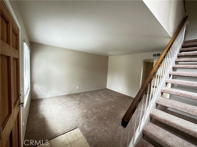 Building Photo - 5825 E Creekside Ave