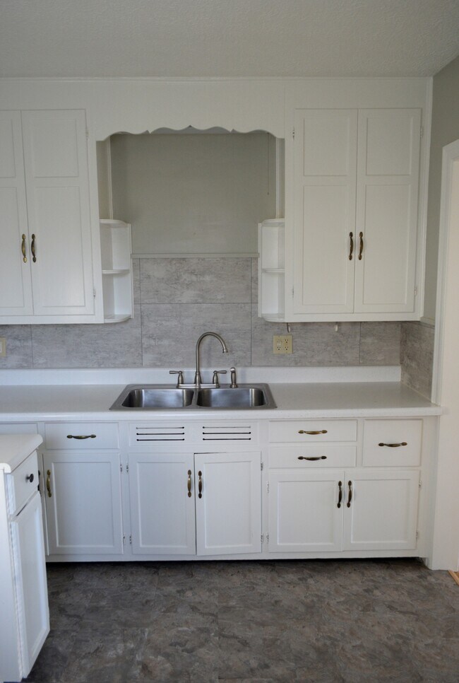 Foto del edificio - 5337 E 11th St