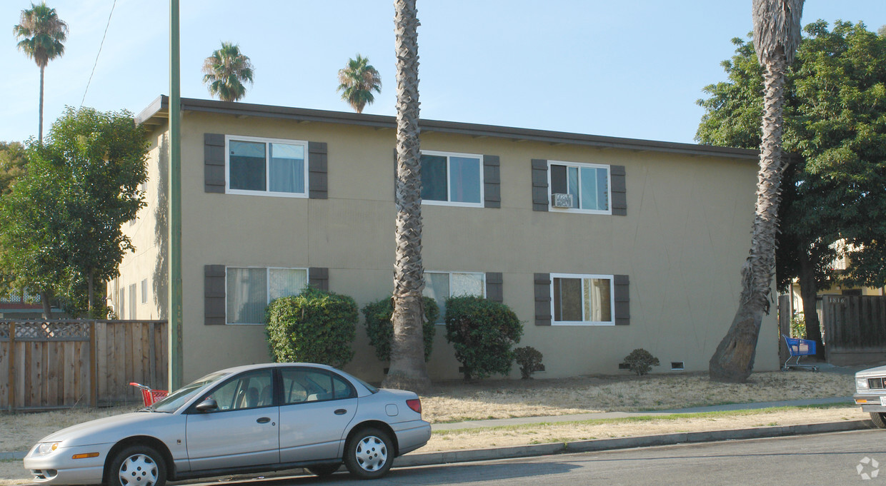 Primary Photo - 1816 Donna Ln