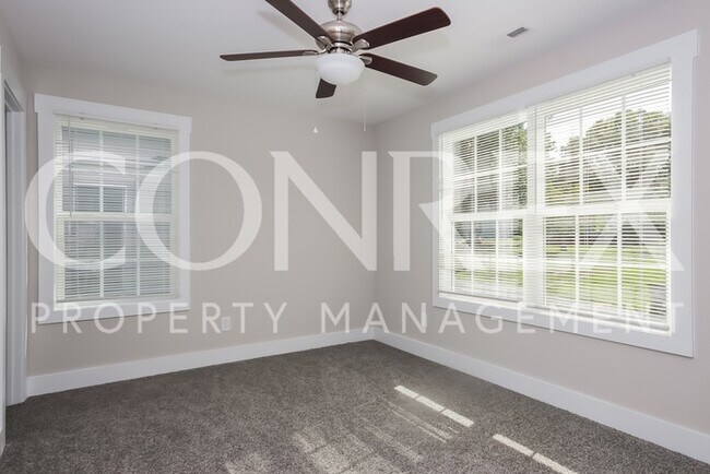 Foto del edificio - 3 Bedroom NEW CONSTRUCTION Built in 2022!