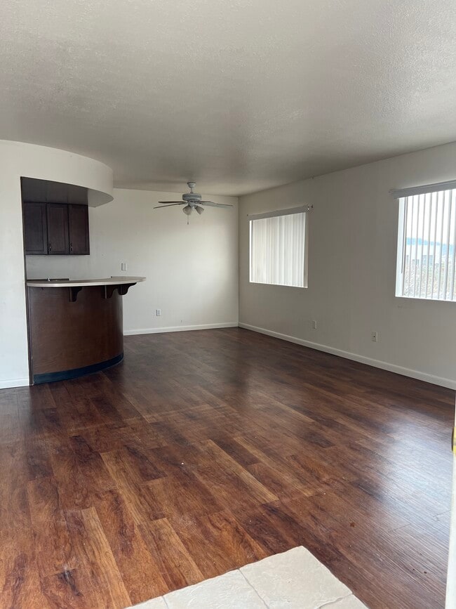 Dining Area - 2540 Palisades Dr