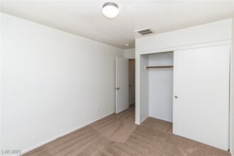 Building Photo - 8200 Calico Wind St