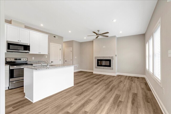 Foto del edificio - Cherfran Townhomes: Luxury Living in the Heart of South Hill