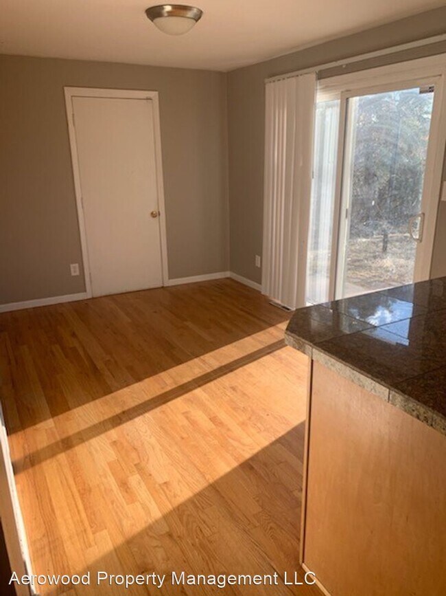 Foto del edificio - 3 br, 2 bath House - 3207 Carson St