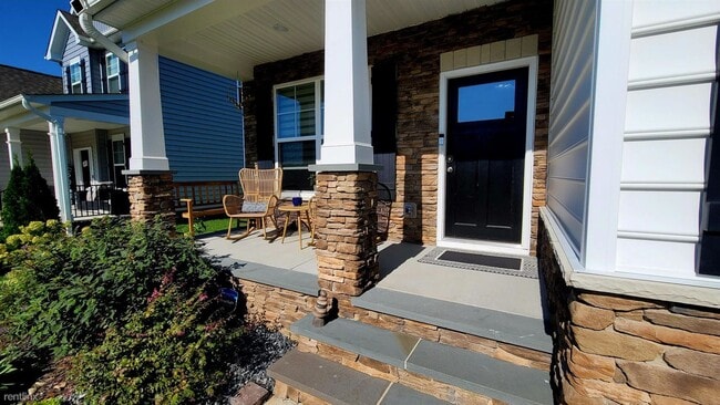 Building Photo - 4 br, 3 bath House - 5907 Sterlingworth Dr