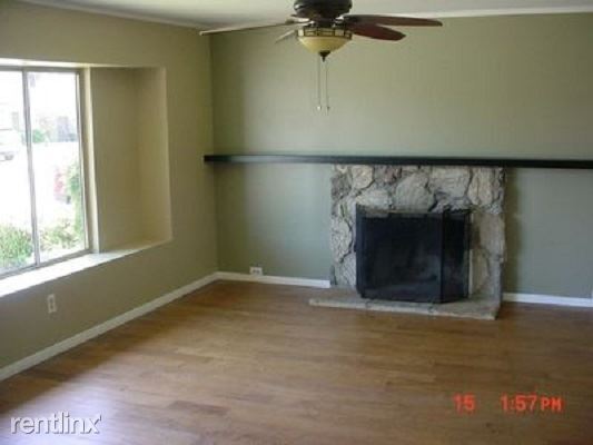 Foto del edificio - 4 br, 2 bath House - 1820 Tremaine Way