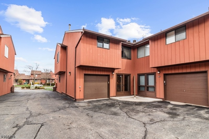 Foto principal - 250 Ridgedale Ave