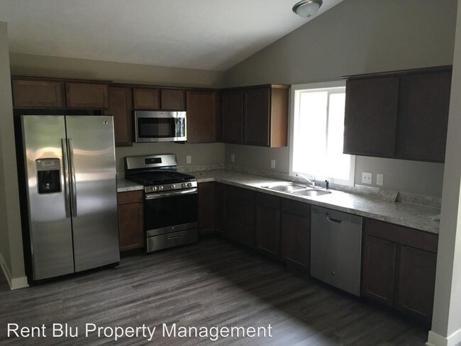 Foto del edificio - 565-567 Butternut Dr