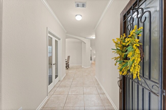 Foto del edificio - 1539 Giles Dr