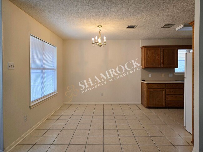 Foto del edificio - Cougar Ridge Duplex