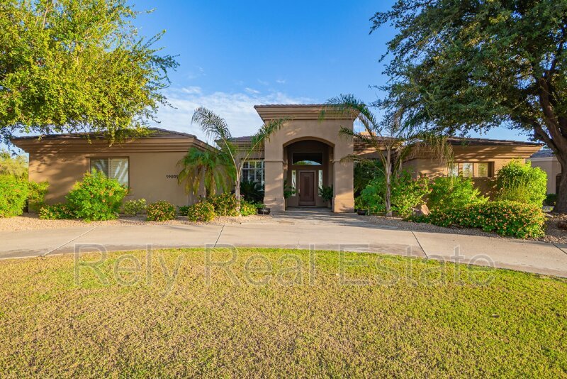 Foto principal - 14201 W Valley View Dr