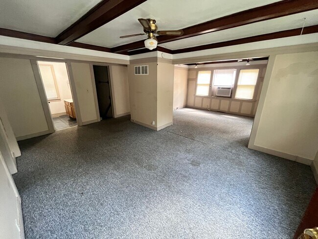 Foto del edificio - 3 Bedroom, 2 Bath on Campus