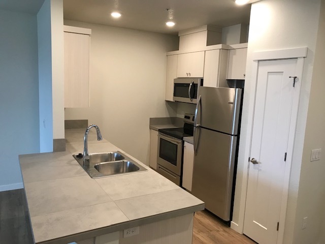 Kitchen + Pantry - 11715 SW Valencia Ln