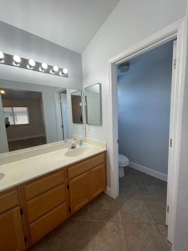 Building Photo - 3 br, 3 bath House - 1457 Stoney Creek Rd