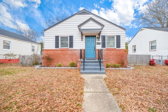 Photo - 908 N 38th St House