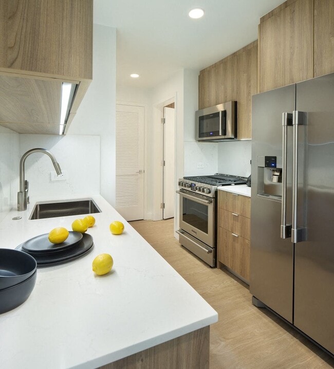 Building Photo - Olive Co-Living