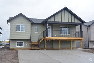 Building Photo - 8723-8774 74 St