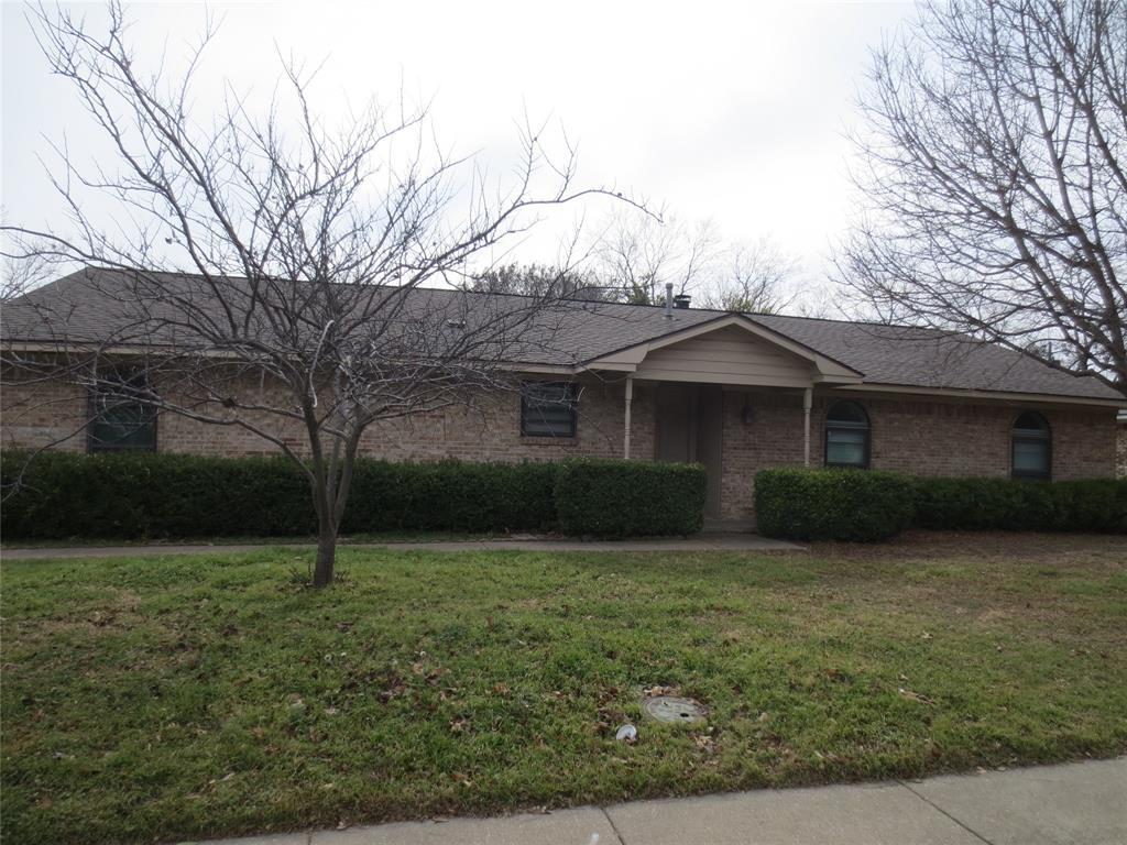 Primary Photo - 420 W Pleasant Run Rd