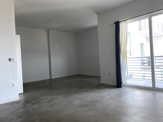 Foto del edificio - 234 NE 3rd St