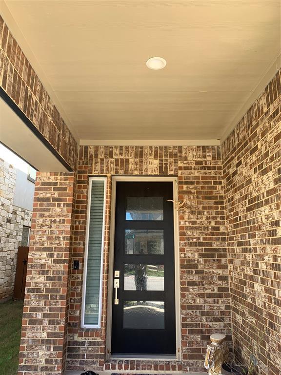 Building Photo - 1216 Westborough Ln