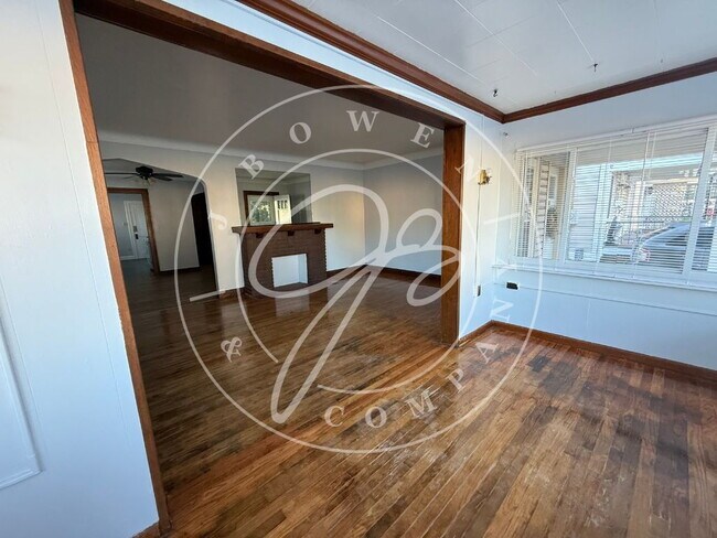 Foto del edificio - 3944 Torrance Dr