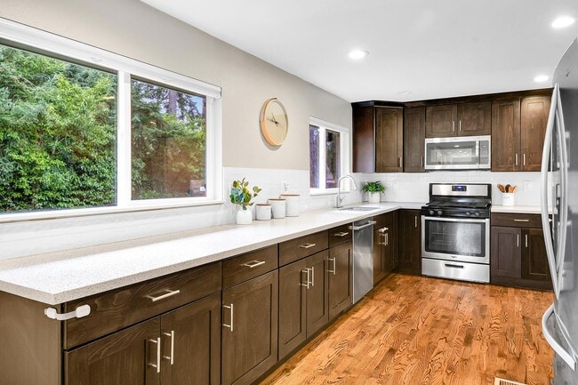 Building Photo - 104 NW 137th St