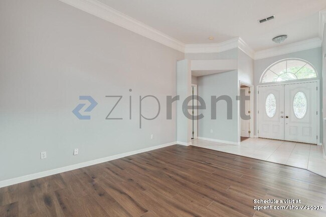Foto del edificio - 10443 Emerald Woods Ave