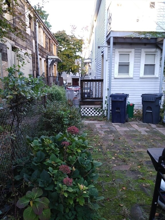 Building Photo - 79 5th St