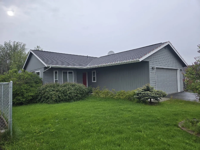 Primary Photo - 9300 Beitinger Dr