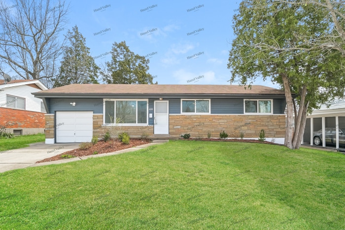 Photo - 2230 Hollis Dr (St. Louis, MO)