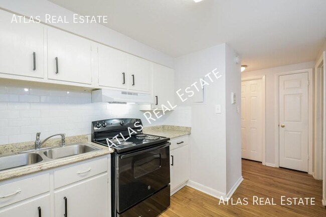 Foto del edificio - 4993 King St