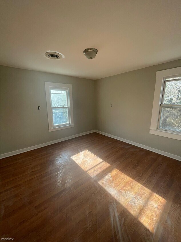 Building Photo - 5 br, 2 bath House - 151 Cherry Ann St