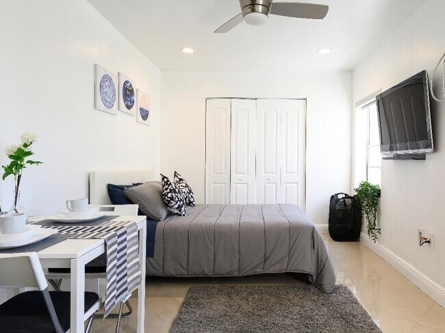 Dormitorio - 2235 Liberty St
