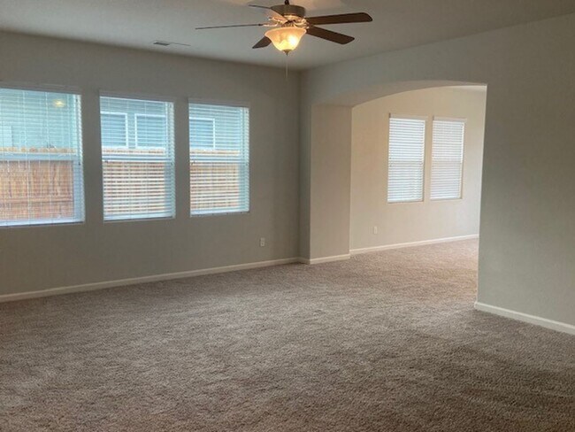 Foto del edificio - Fernley 3 Bedroom Home