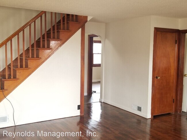 Foto del edificio - 4 br, 1 bath House - 2028 E South St
