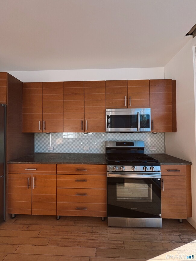 Foto del edificio - 33 N Water St