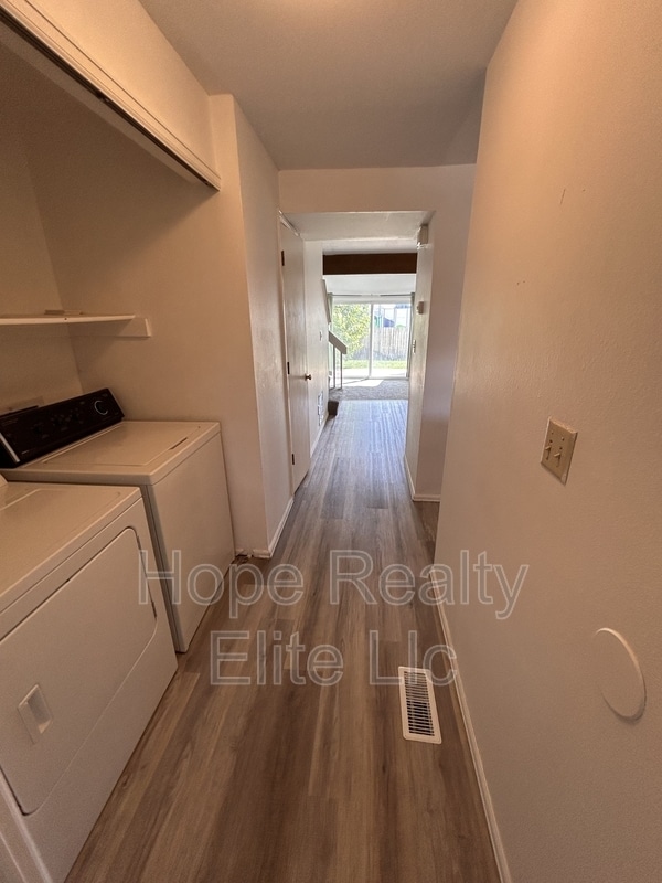 Building Photo - 954 Brant Hollow Ct