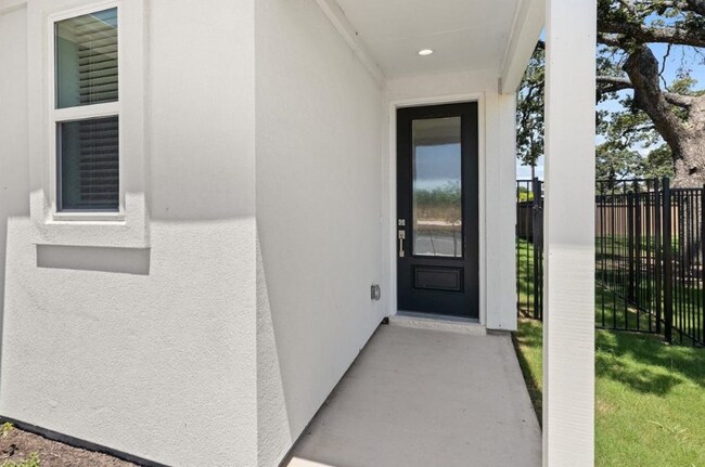 Building Photo - 3813 Mesquite Vly Rd