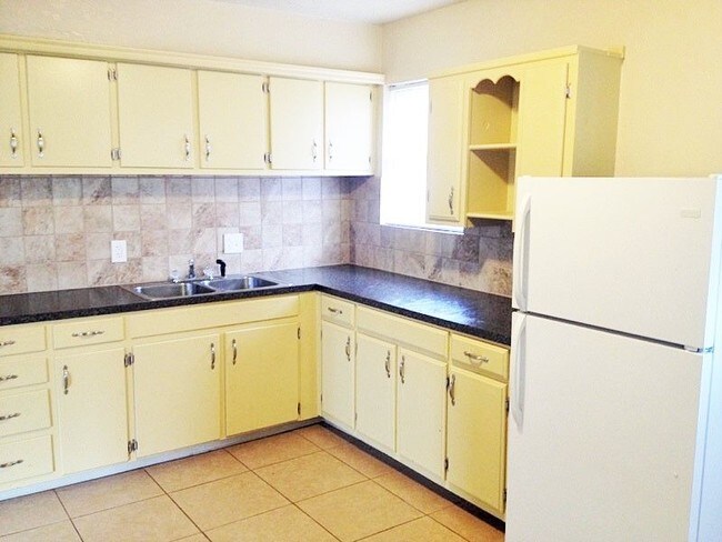 Foto del edificio - 5330 NW Liberty Ave