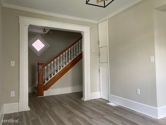 Building Photo - 3 br, 1.5 bath House - 805 Winchester Ave