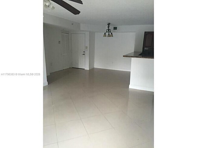 Foto del edificio - 12124 St.Andrews Pl