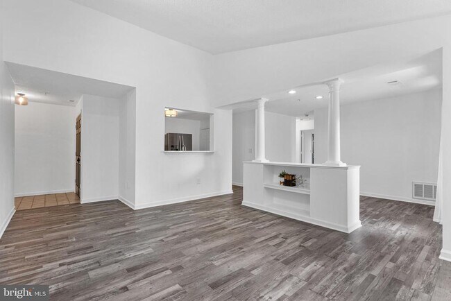 Foto del edificio - 12004 Taliesin Pl