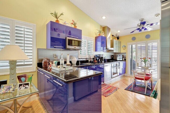 Foto del edificio - 455 Mohawk Ln