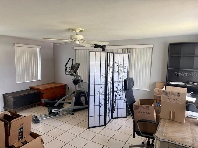 Foto del edificio - 3719 Warbler Dr