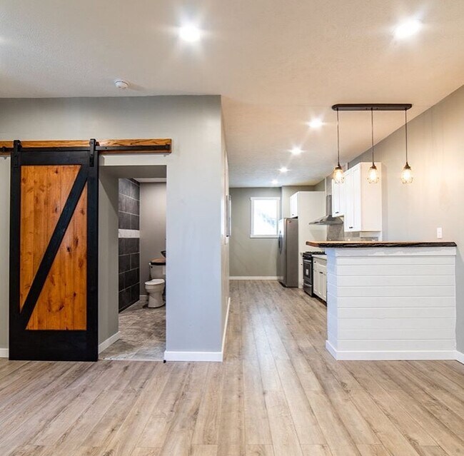 Building Photo - 3052 Phelan Way