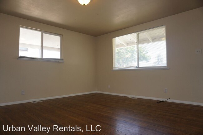 Building Photo - 4 br, 2.5 bath House - 4141 W. 5010 S.