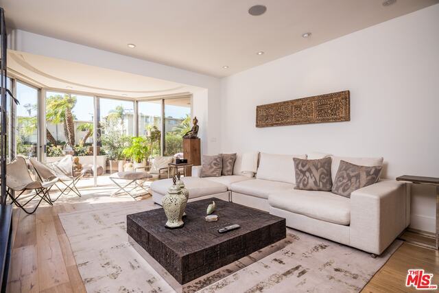 Foto del edificio - 515 Ocean Ave