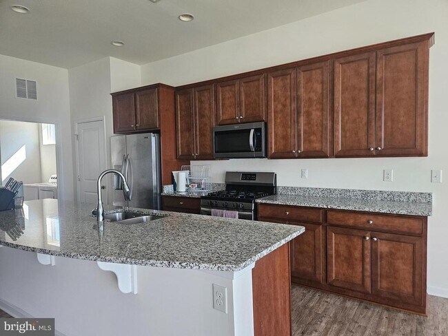 Foto del edificio - 29662 Riverstone Dr