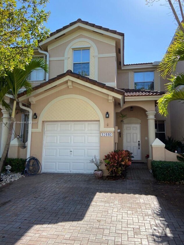 12440 SW 125th St, Miami, FL 33186 Townhome Rentals in Miami FL