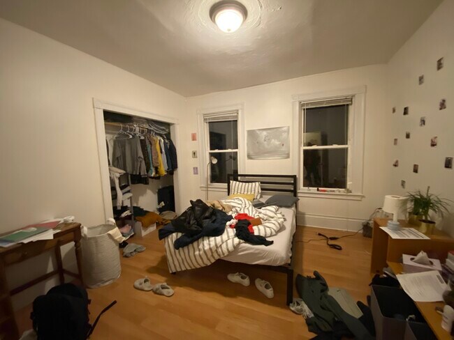 Foto del edificio - 41 Parker Hill Ave
